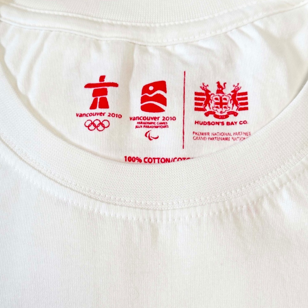 OLYMPICS OFFICIAL 2010 VANCOUVER CANADIAN TEAM T-SHIRT, ADULT XL, RED & WHITE,